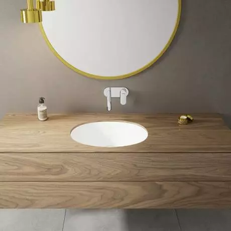 Hansgrohe Vernis Blend Wall Mounted Single Lever Basin Mixer - Chrome - 71576000 2 Hansgrohe Vernis Blend Wall Mounted Single Lever Basin Mixer - Chrome - 71576000 - Image 2